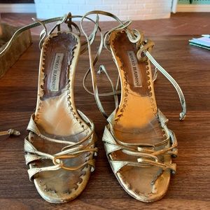 Manolo Blahnik Gold Strappy Sandal Pumps Size 38